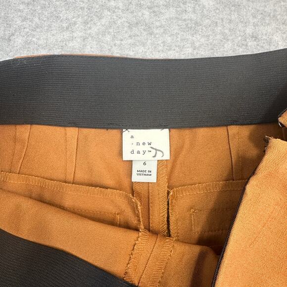 A New Day Kick Flare Pants WMNS 6 Brown High Rise Side Zip Stretch Elastic Waist - Picture 2 of 10